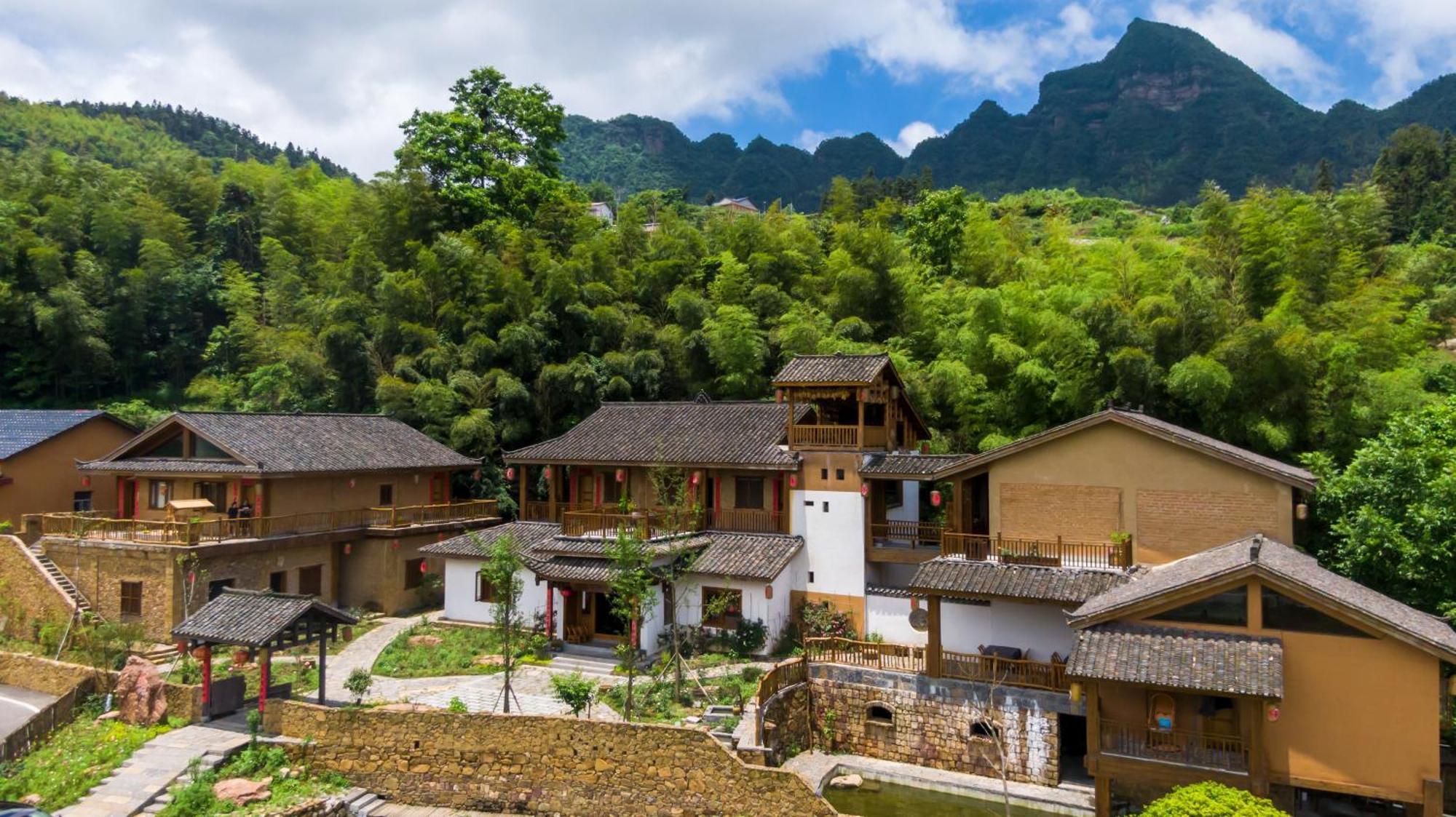 Dayong Antique Feature Resort Zhangjiajie Bagian luar foto