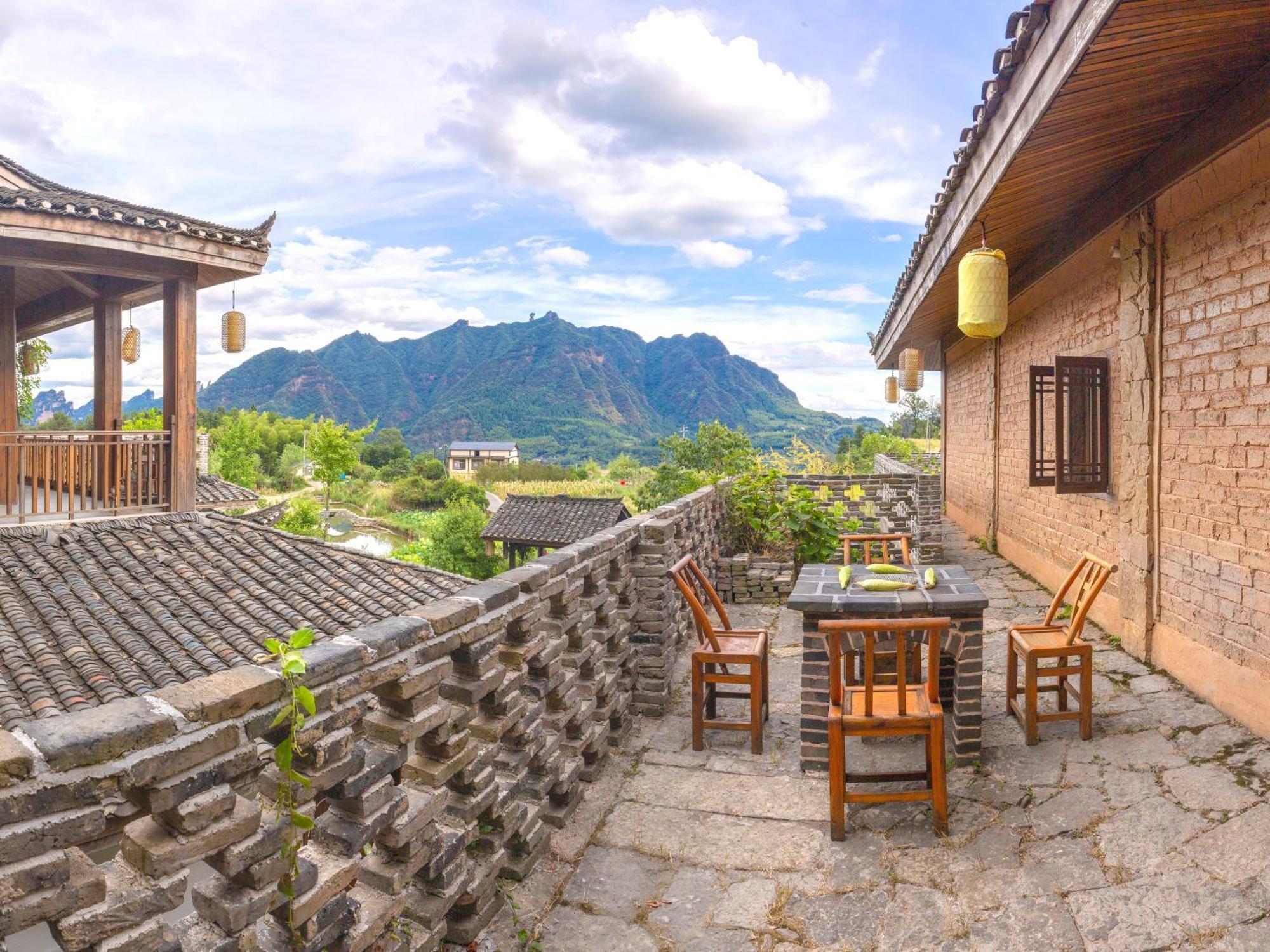 Dayong Antique Feature Resort Zhangjiajie Bagian luar foto
