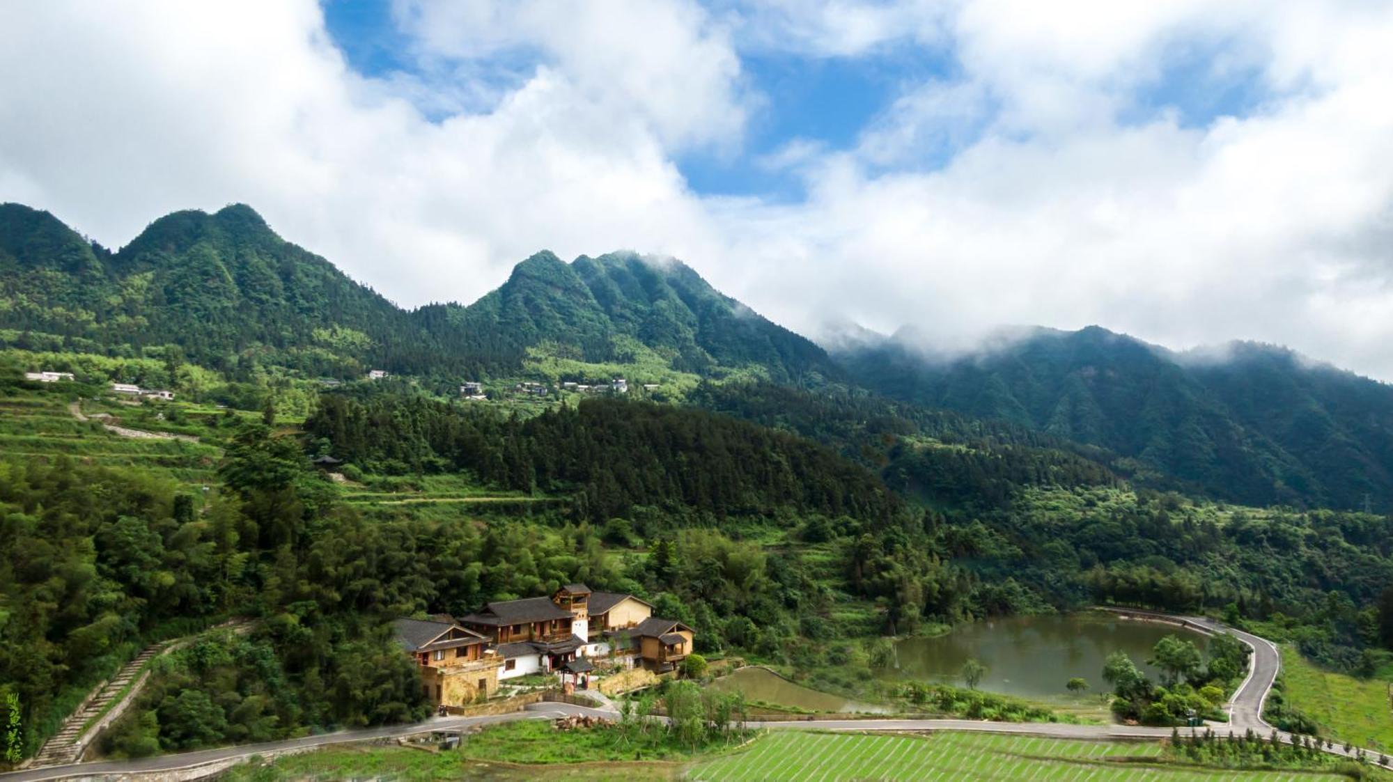 Dayong Antique Feature Resort Zhangjiajie Bagian luar foto